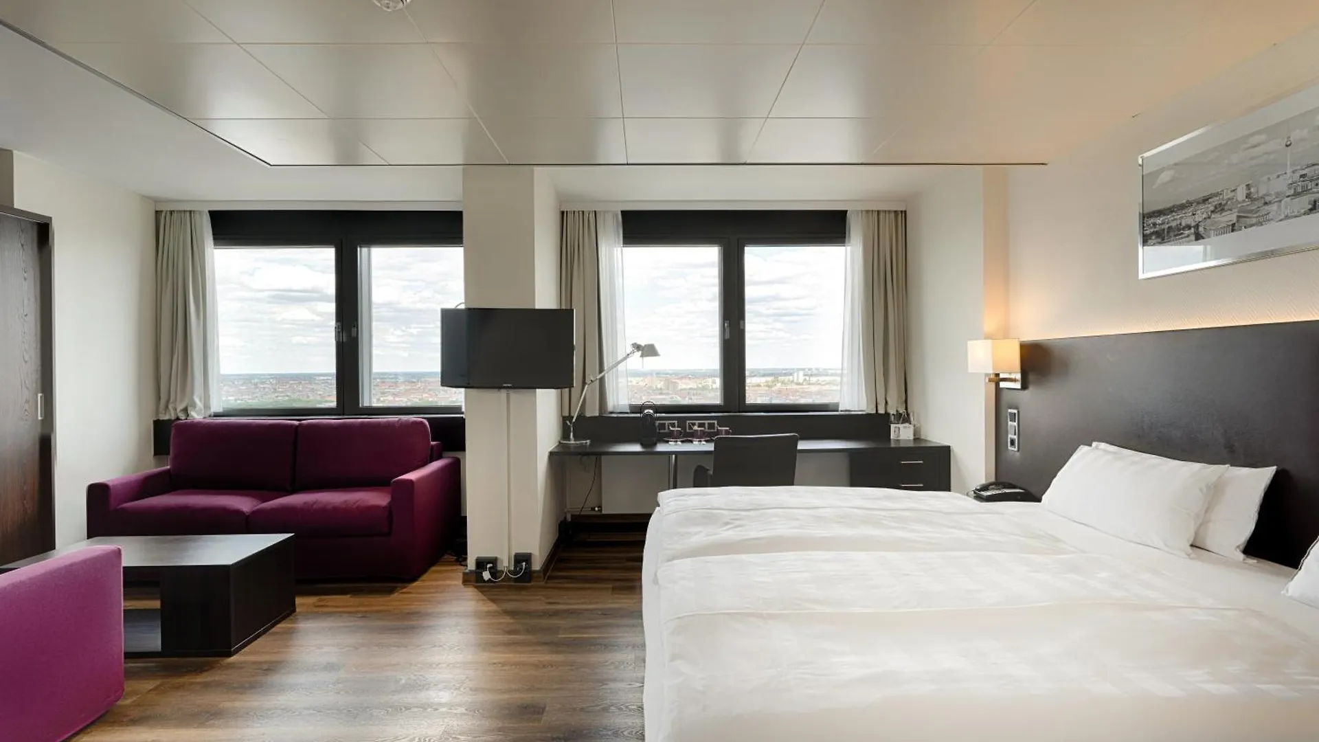 **** Hotel Park Inn By Radisson Berlin Alexanderplatz Germany