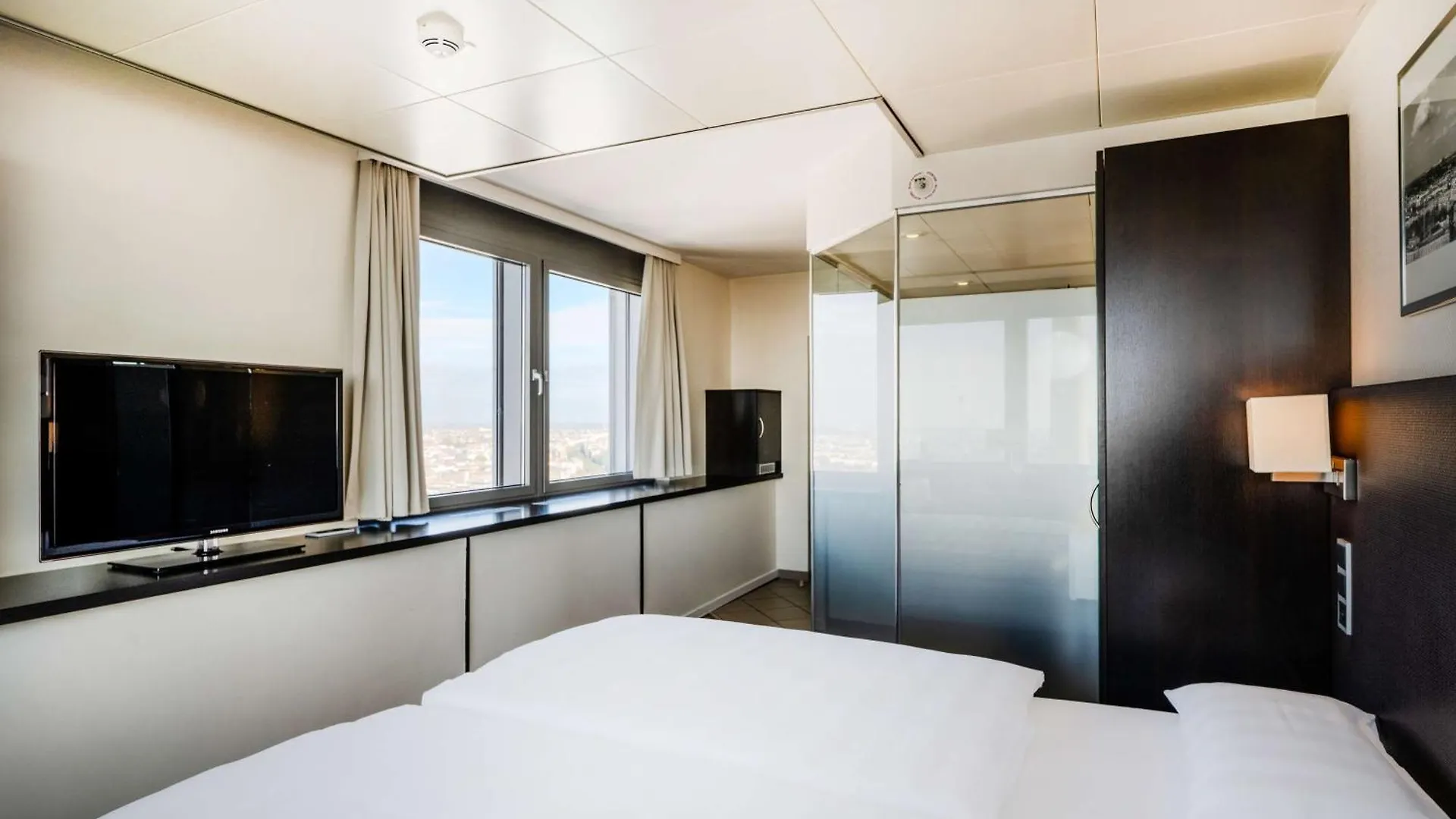Park Inn By Radisson Berlin Alexanderplatz Hotel