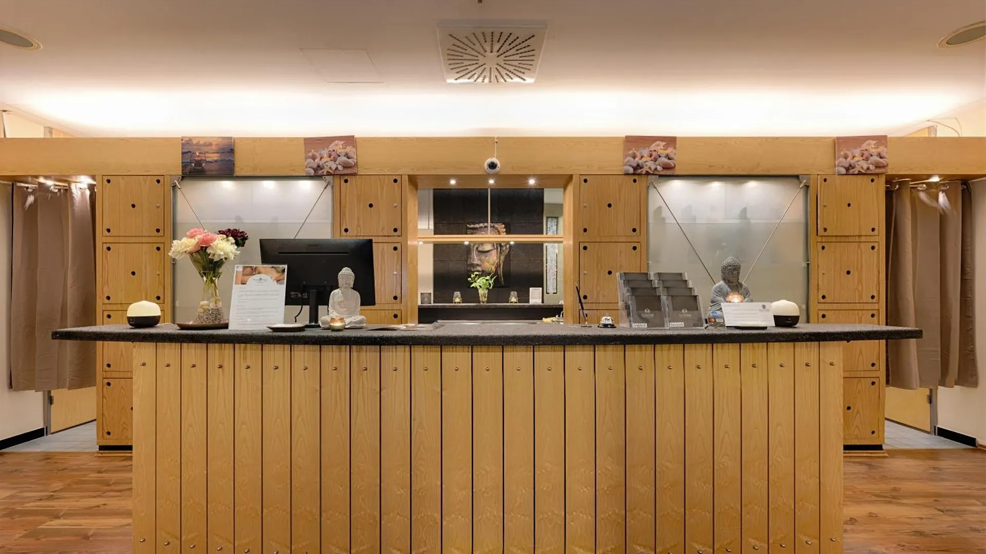 Park Inn By Radisson Berlin Alexanderplatz Almanya
