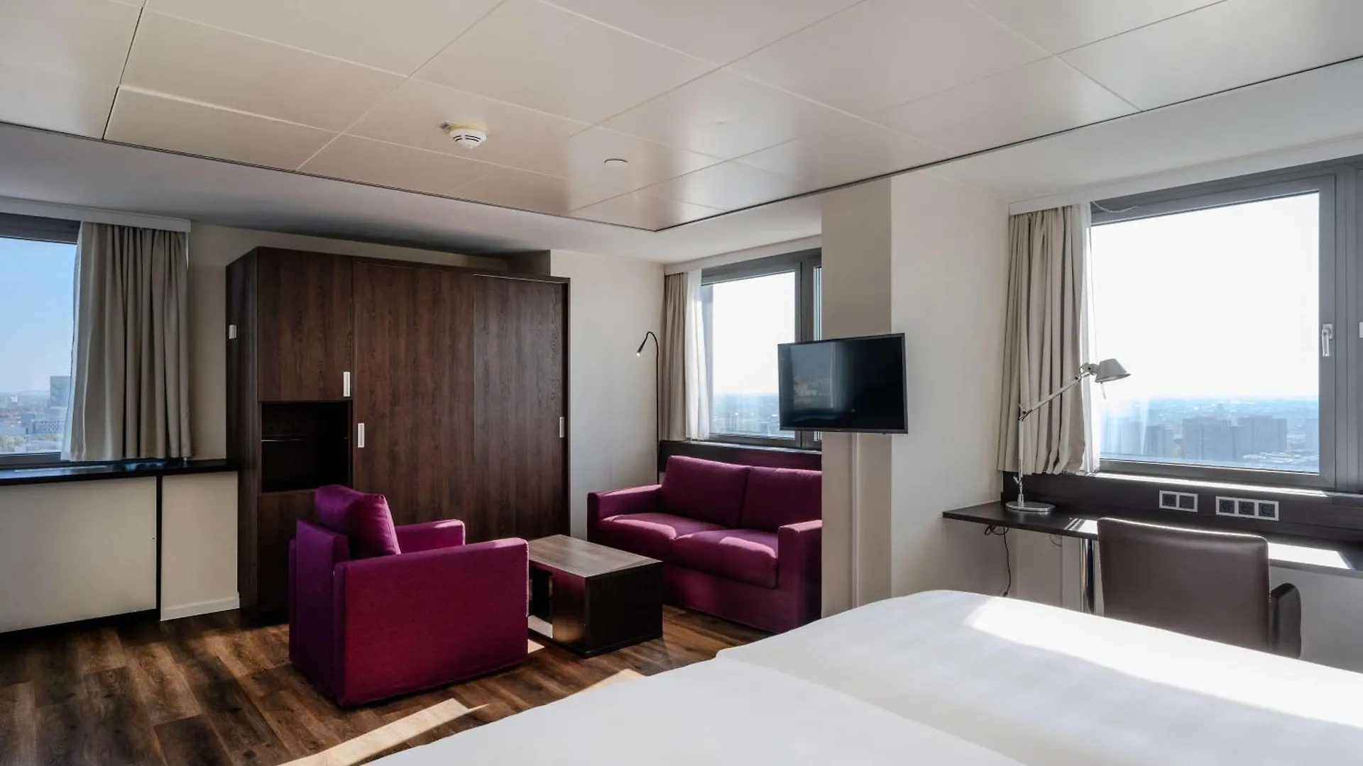 Otel Park Inn By Radisson Berlin Alexanderplatz